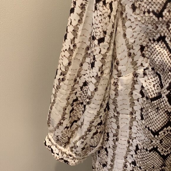 Animal Print Tunic  - Picture 9 of 10